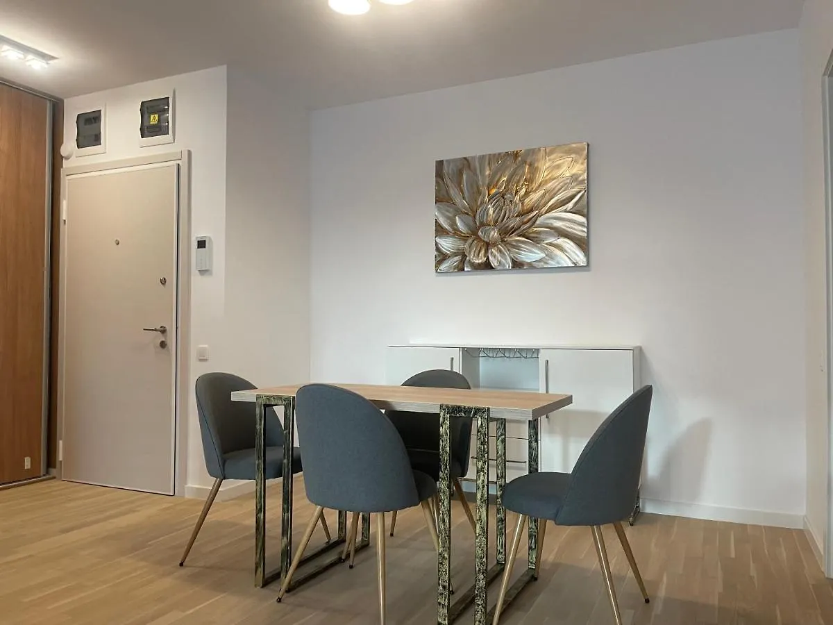 C-Entral Apartments Bucharest With Private Parking